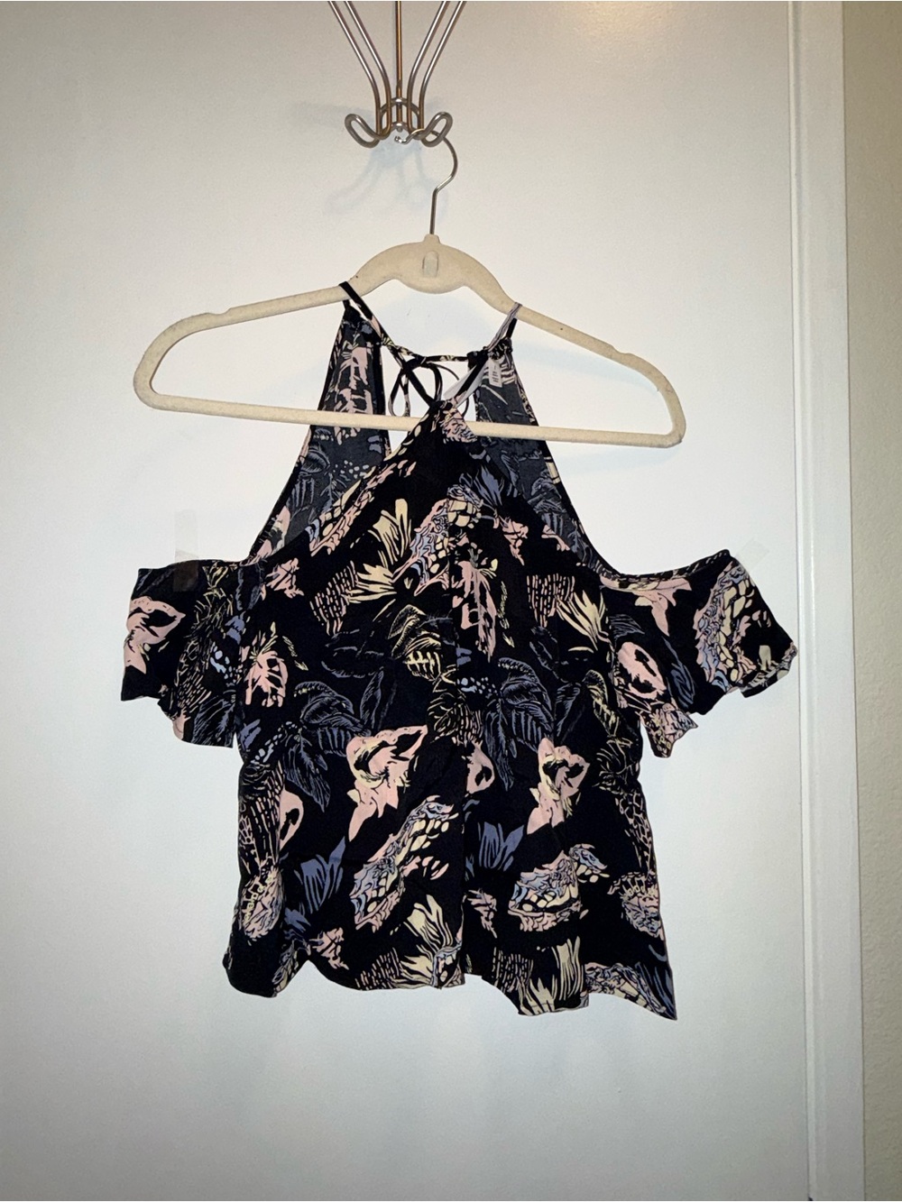 BP floral off shoulder/halter tank top